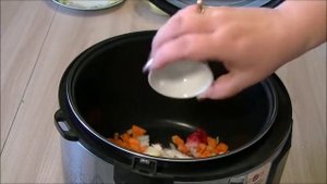 Жаркое из баранины, с паровым картофелем в мультиварке REDMOND M40S