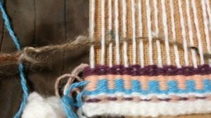 Ткачество сумки. Простое полотняное переплетение