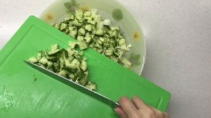 Нежный САЛАТ с копченой курицей и пекинской капустой. Вкусный, свежий, сочный!