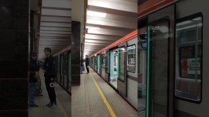 Поезд Балтиец на станции Проспект Ветеранов. Посадки нет