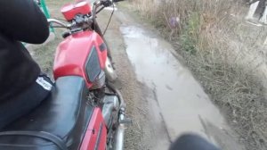 Покатушки на Иж Планета 5!!? Угарное падение?