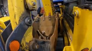 Экскаватор-погрузчик New Holland B80B