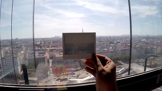 Lomo'Instant Wide: A Journey Through Vienna смотреть онлайн