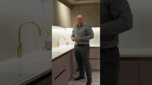 Почему важно выкладывать кухонный фартук уже после монтажа кухонного гарнитура? ?