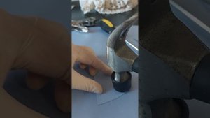 Мастер класс по установке люверсов 2 мм на кукольную обувь без специальных приспособлений