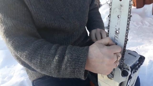 Как пилить лёд смотреть онлайн