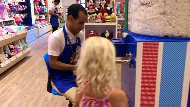 ? Меркато молл, ? манговое смузи, ? фабрика игрушек, Дубай, ОАЭ смотреть онлайн