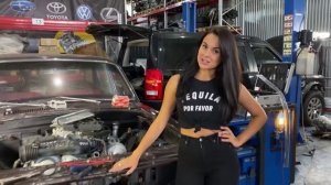 Осторожно! Девушка в автосервисе