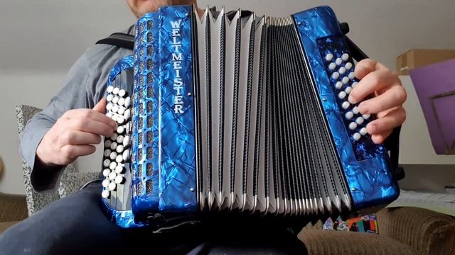 Гармошка Weltmeister Ля мажор. смотреть онлайн