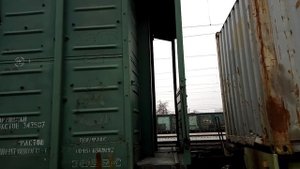 Интересные вагоны на железнодорожной станции Вишнёвое - 2021