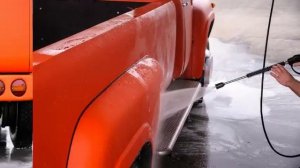 Омский бизнесмен собрал оранжевый пикап из ЗИЛа