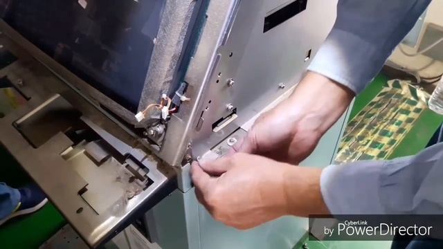 RADAR Monitor 28" Color Display Replacement смотреть онлайн