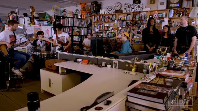Jordan Rakei: NPR Music Tiny Desk Concert смотреть онлайн