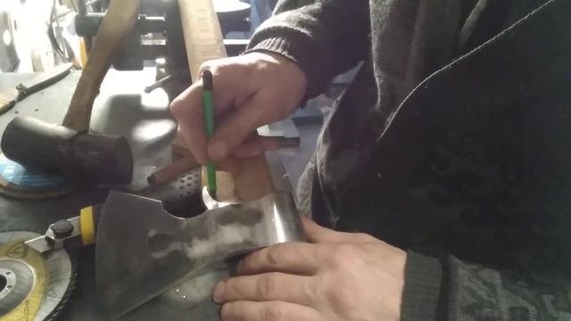 топор.подгонка топорища.реставрация.