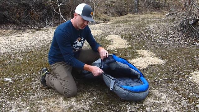 Best Sleeping Bags For Cold Weather | Feathered Friends Sleeping Bags смотреть онлайн