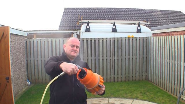 Dyson DC 22 Vacuum Cleaner How To Clean Filters And Service смотреть онлайн