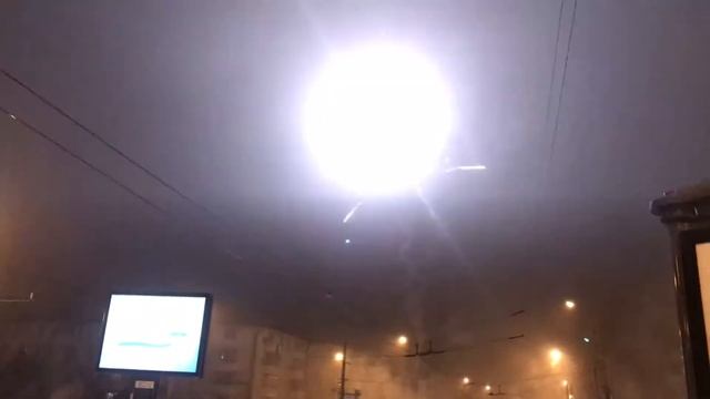 Ростов-на-Дону,новый год 2018.Фейерверк попал в людей!!! смотреть онлайн