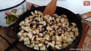 Фасоль в томатном соусе тушеная с овощами??