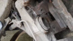 Замена тормозных колодок А6 С6 2006г.