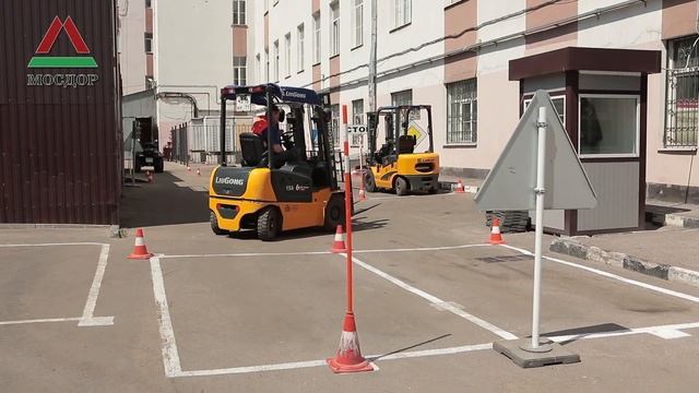 Как получить права на погрузчик, готовимся к сдаче экзамена в ГОСТЕХНАДЗОРЕ