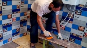 Видео обзор как распилить ламинат ножовкой в ручную.