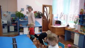 Занятие по конструированию " Домик для матрёшки"