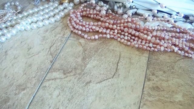 ВИНТАЖ и КУЧА Удивительных украшений из Жемчуга ! Винтажная Бижутерия смотреть онлайн