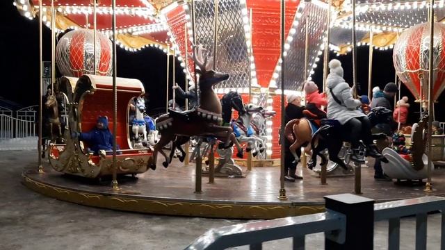 Закупка продуктов// Зимние забавы смотреть онлайн