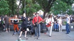 Группа Magic, Акулы и местный бомж (Venus)
