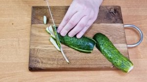 Этот САЛАТ нравится ВСЕМ! Готовьте больше! Воздушная закуска с курицей и сухариками