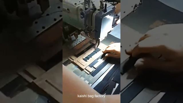 sew strap of the bacpack #bags #sewing #factory #bagfactory #bagsupplier #business #kaishibagfactor