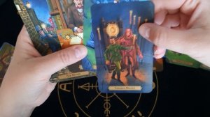 Что случилось с группой Дятлова?  Спрашиваем у таро Алана По