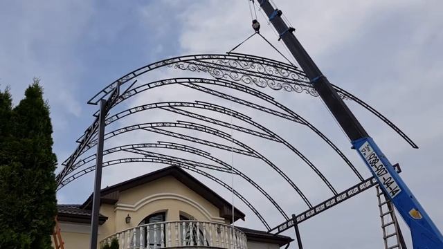 Навес из поликарбоната