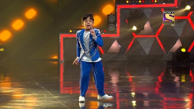 Sanchit और Gaurav के बीच Dance Battle | Geeta K, Malaika A, Terence L | India’s Best Dancer 2 смотреть онлайн