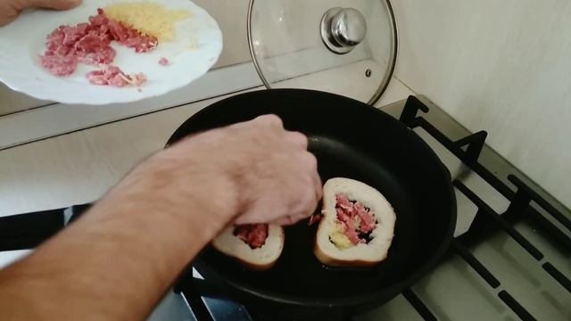 ЯЙЦЕбургер БОМЖ ЗАВТРАК ЗА 5 МИНУТ РЕЦЕПТ БЕСПЛАТНО | КАК ПРИГОТОВИТЬ ОБЕД УЖИН еда за 0 рублей