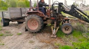 Т-16-экскаватор в действии