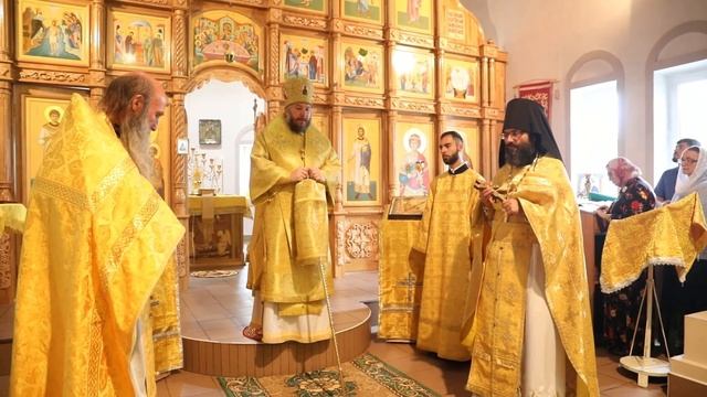 В Покровском Верхнемакеевском монастыре освящен храм в честь святого Георгия Победоносца смотреть онлайн