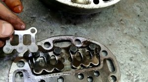 ПРИНЦИП РАБОТЫ КЛАПАНОВ поршневого холодильного компрессора.