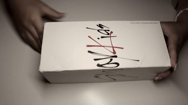 Unboxing My First Light Stick!!! | STRAY KIDS смотреть онлайн