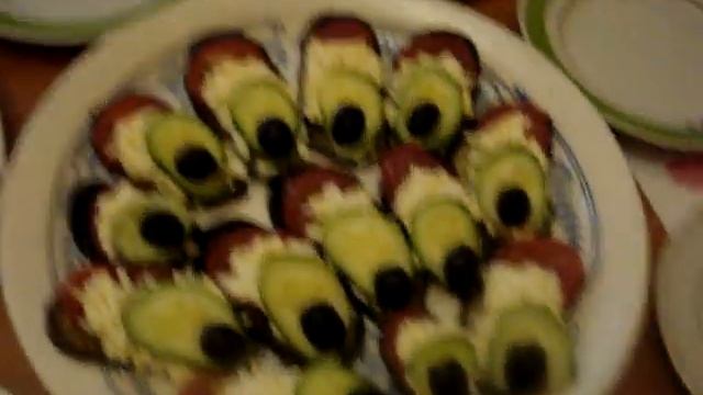 блюдо-хвост павлина и закуски смотреть онлайн