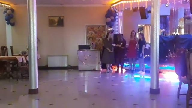 Подарок для учительницы начальных классов на выпуск 4-го класса!