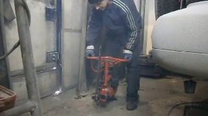 Первый запуск бензопилы Дружба с металлолома.