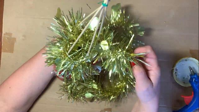 Вы остались без елки на Новый Год... смотреть онлайн