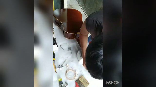 Acoustic Guitar Restoration. смотреть онлайн