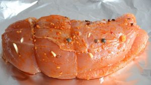 Буженина из индейки в фольге