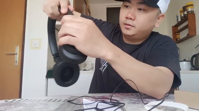 JBL TUNE 720'BT UNBOXING HEADSET ( FOLLOW MY FB PAGE / Flocks Tv ) смотреть онлайн