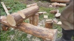 Старинная рубка срубов 'в крюк' простой