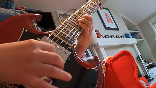 Soloing: The Angus Young Project смотреть онлайн