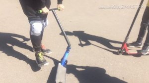 Трюки на самокате и снап руля