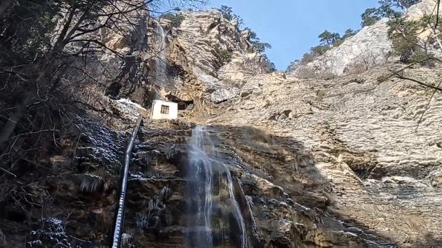 Водопад Учан-Су, февраль 2023 смотреть онлайн